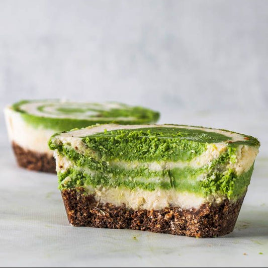MINI MATCHA-VANILLE CHOCOLADE CHEESECAKE