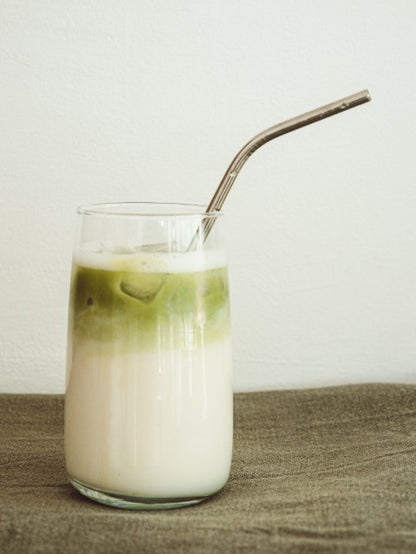 TWIST-SHAKE-SIP MATCHA LATTE